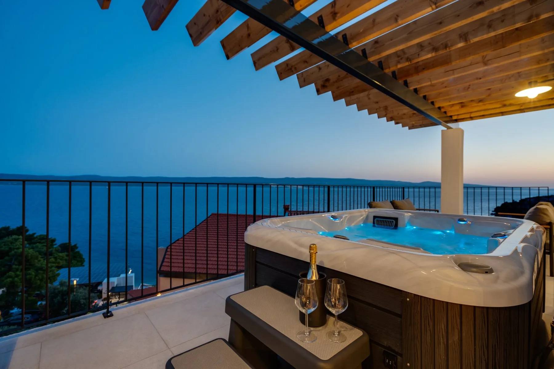 Seaview Villa Dattero