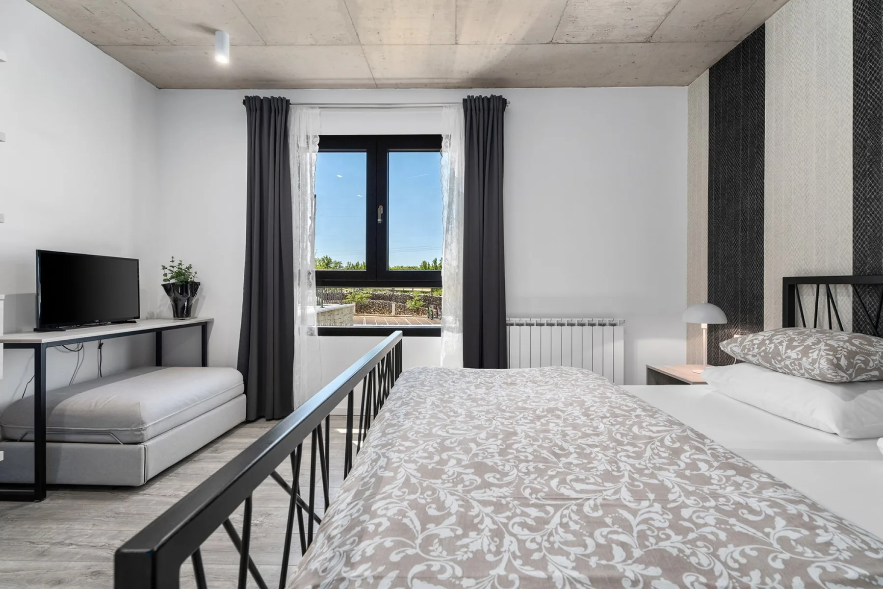 Modern Villa M30