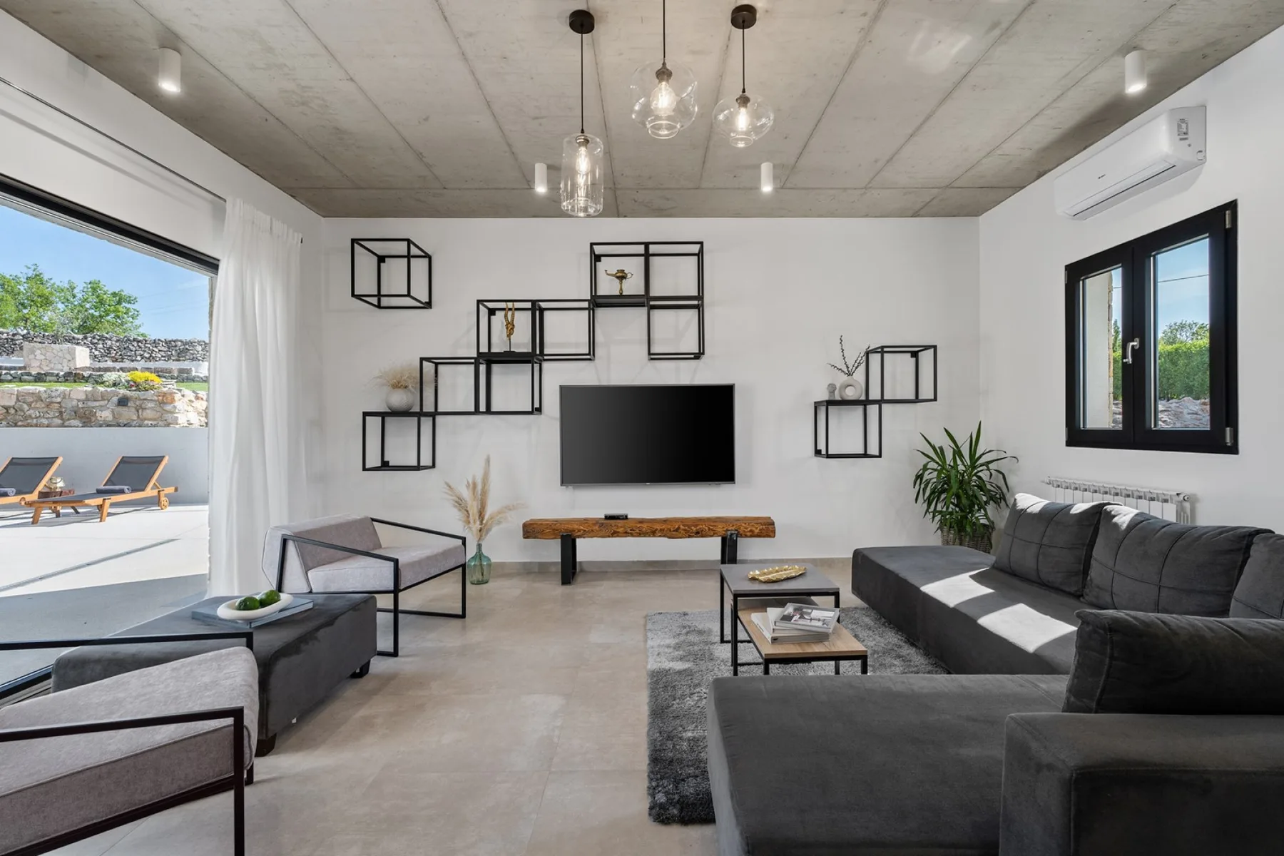 Modern Villa M30