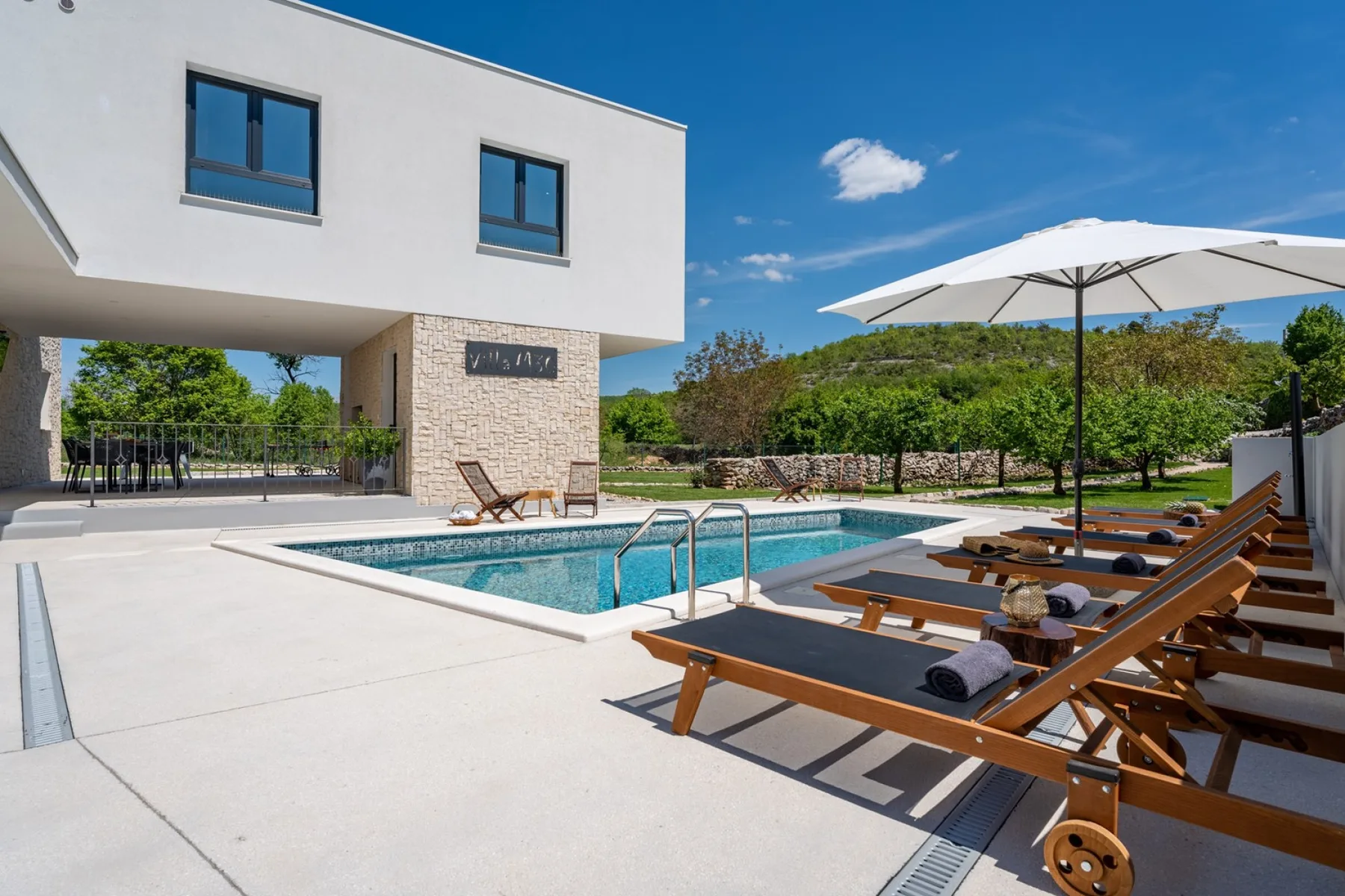 Modern Villa M30