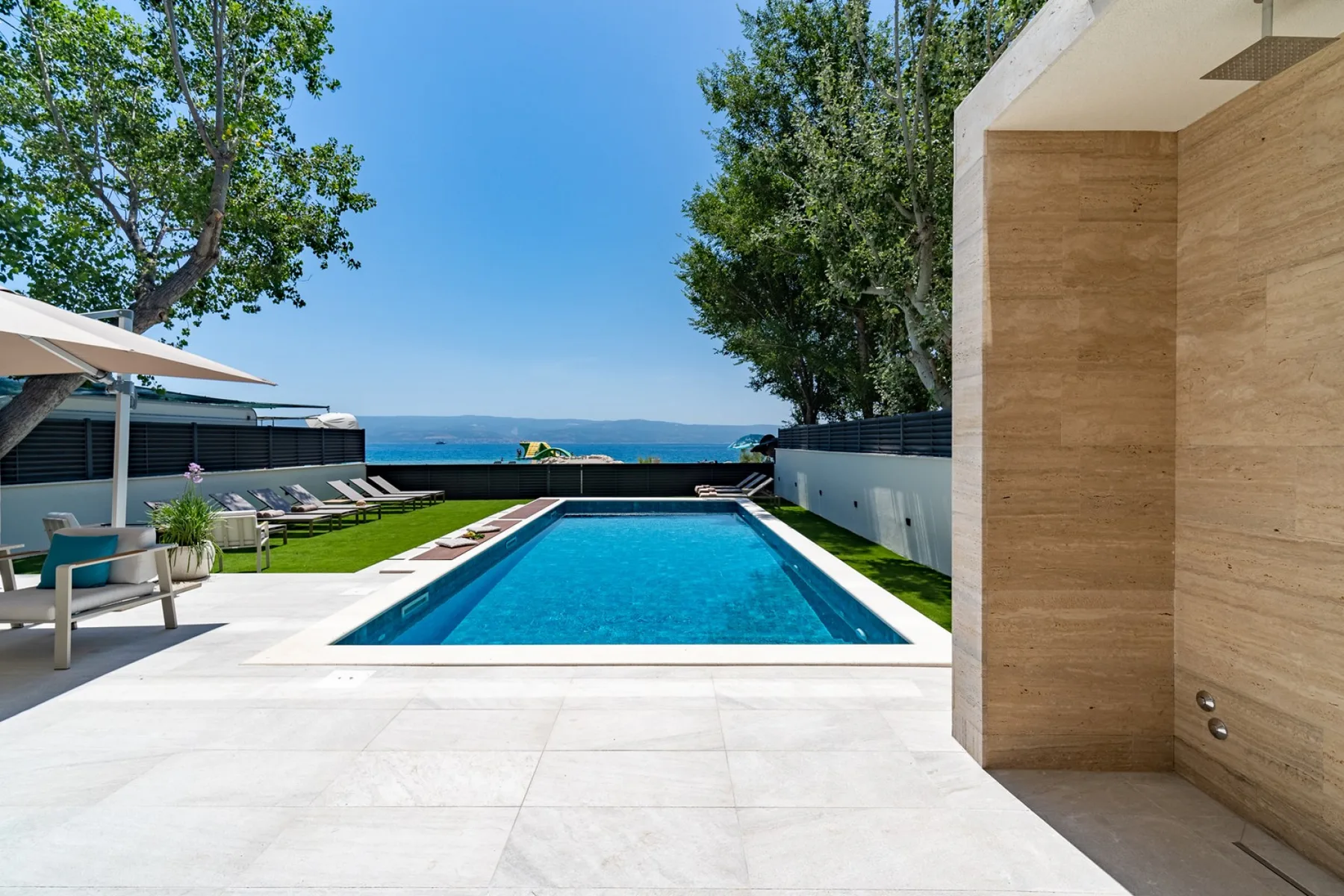 Beachfront Luxury Villa Erce