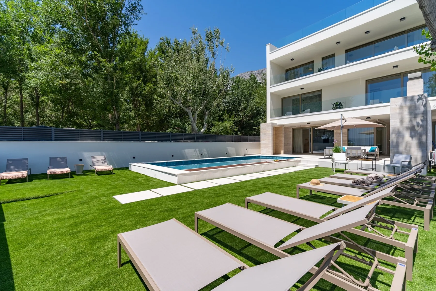 Beachfront Luxury Villa Erce