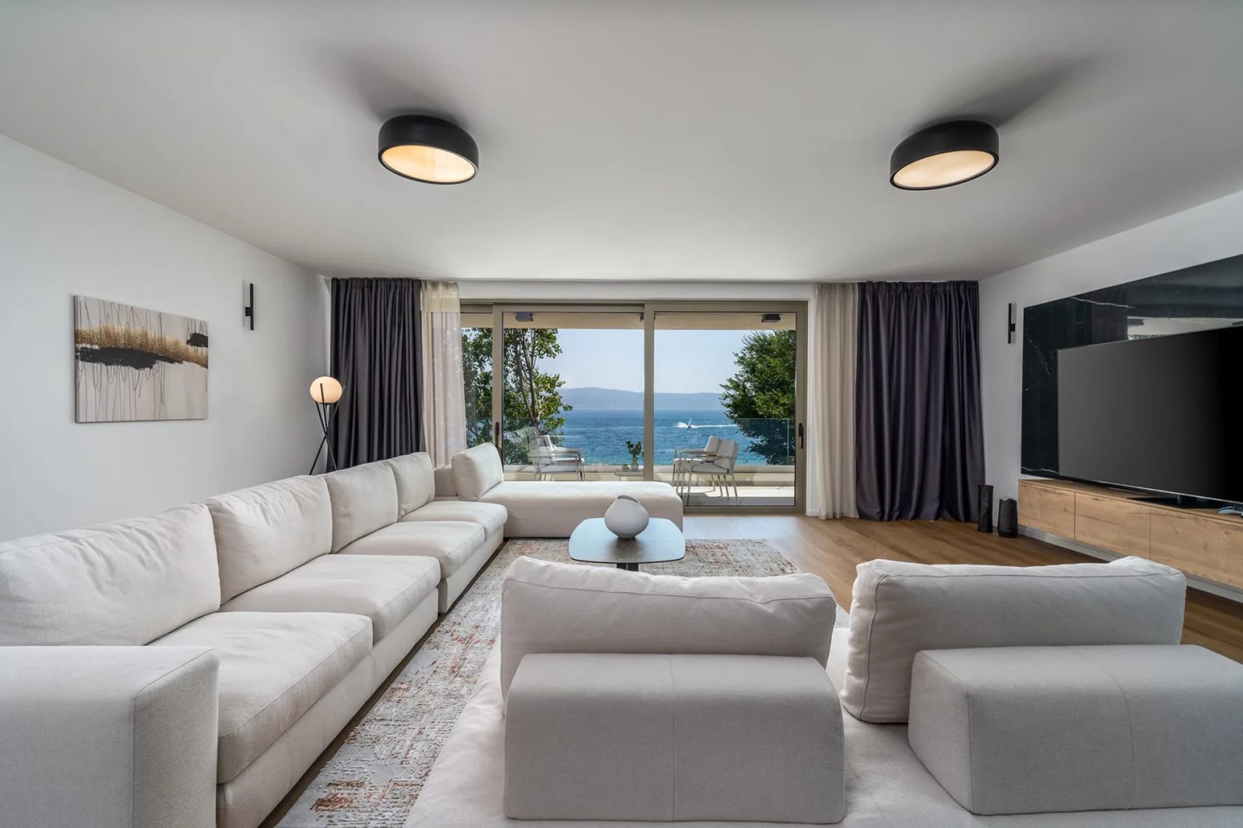 Beachfront Luxury Villa Erce