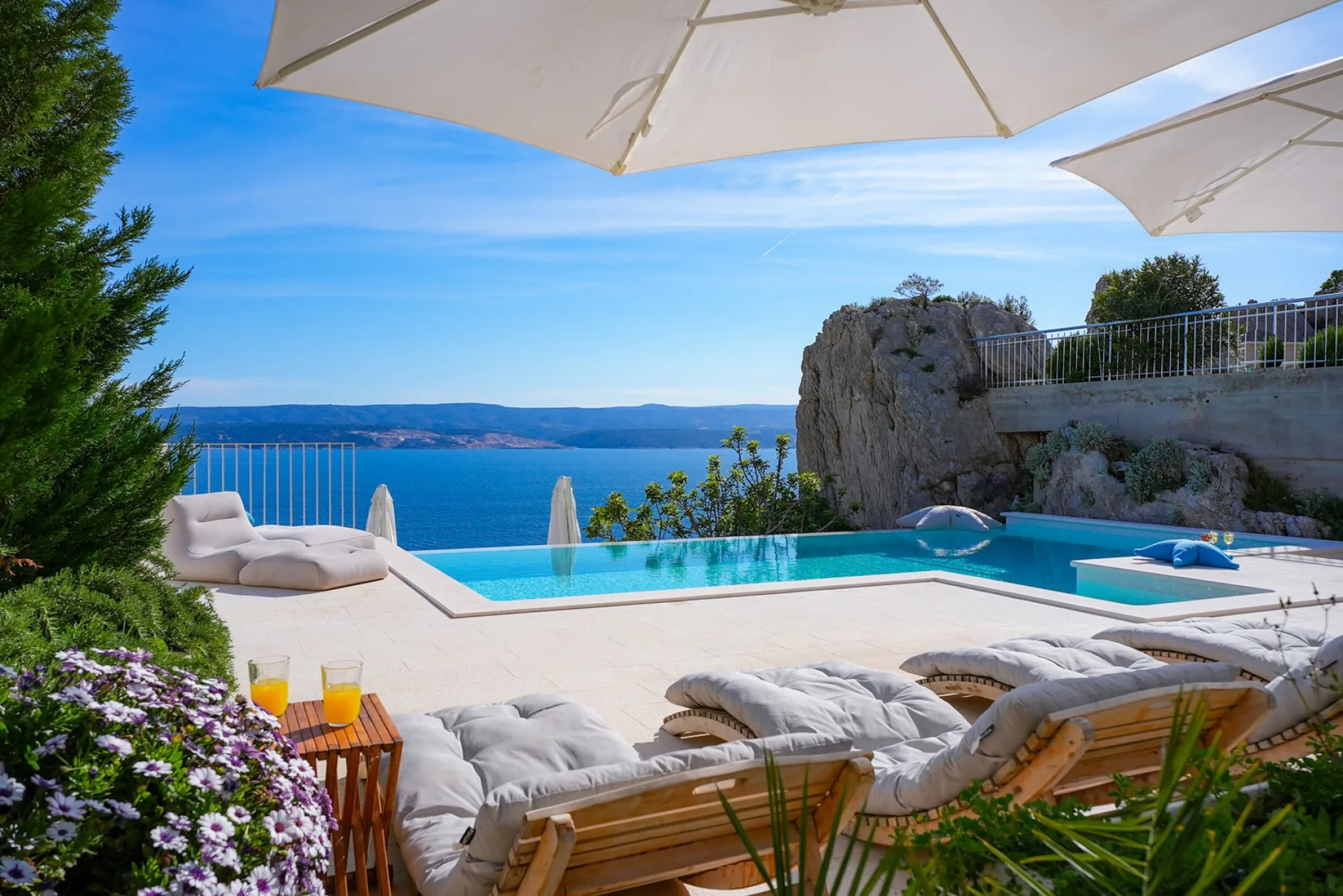 Seaview villa Agata