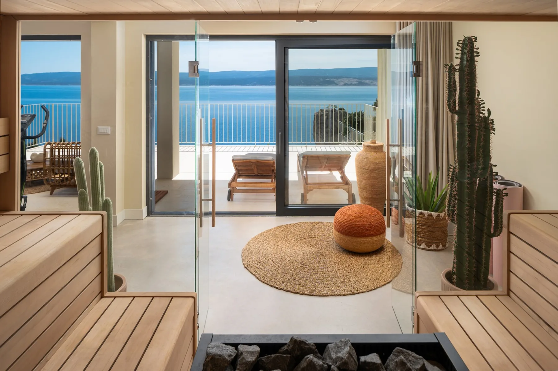 Seaview villa Agata