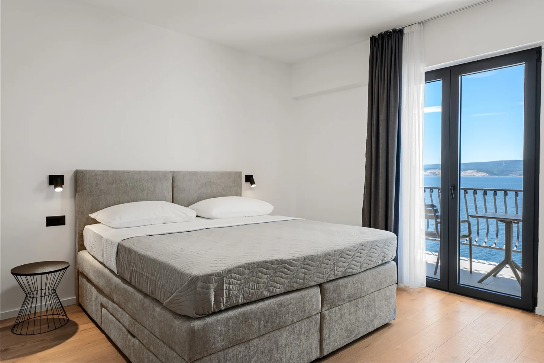 Beachfront Villa Nino