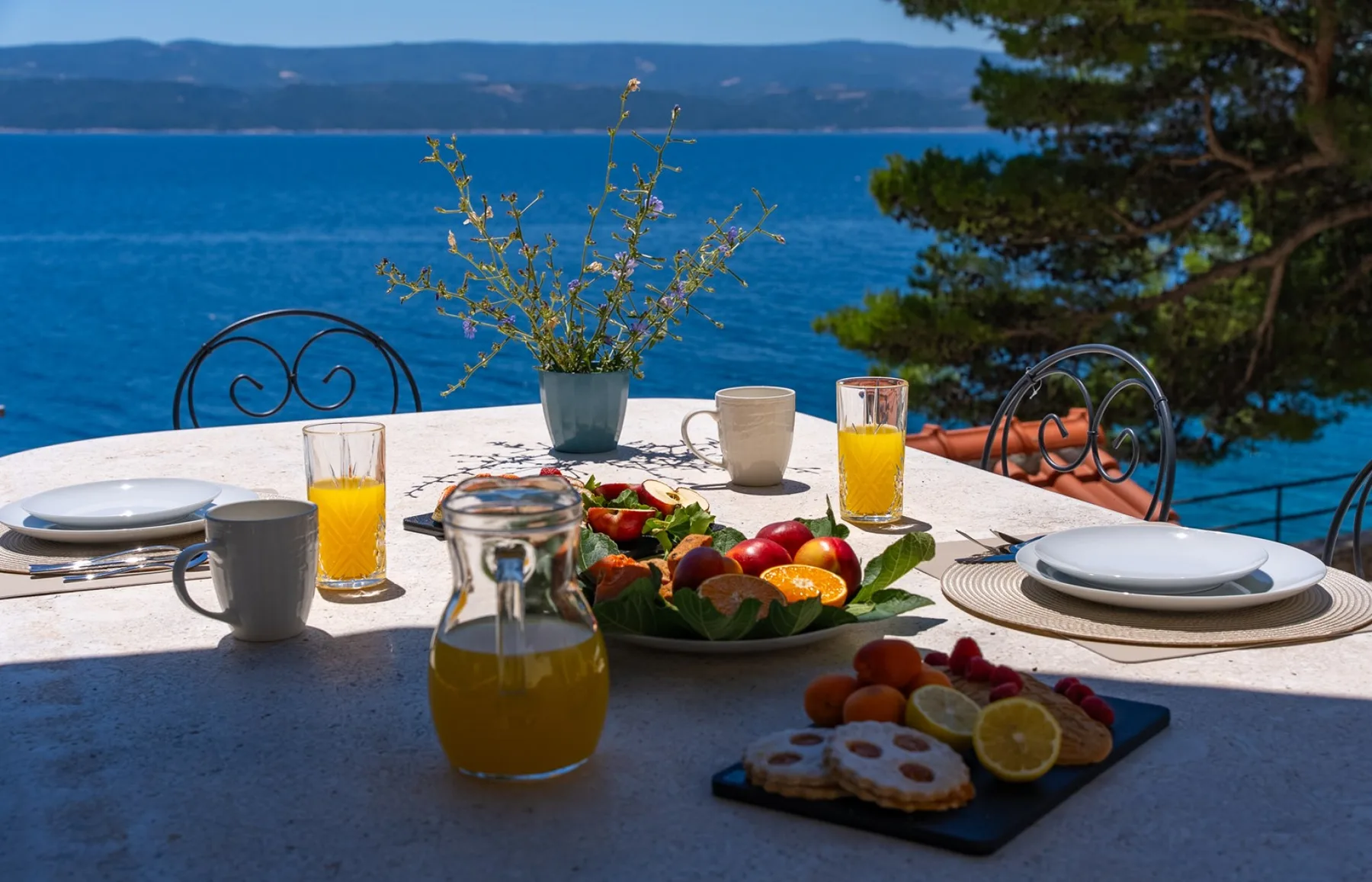 Beachfront Villa Nino