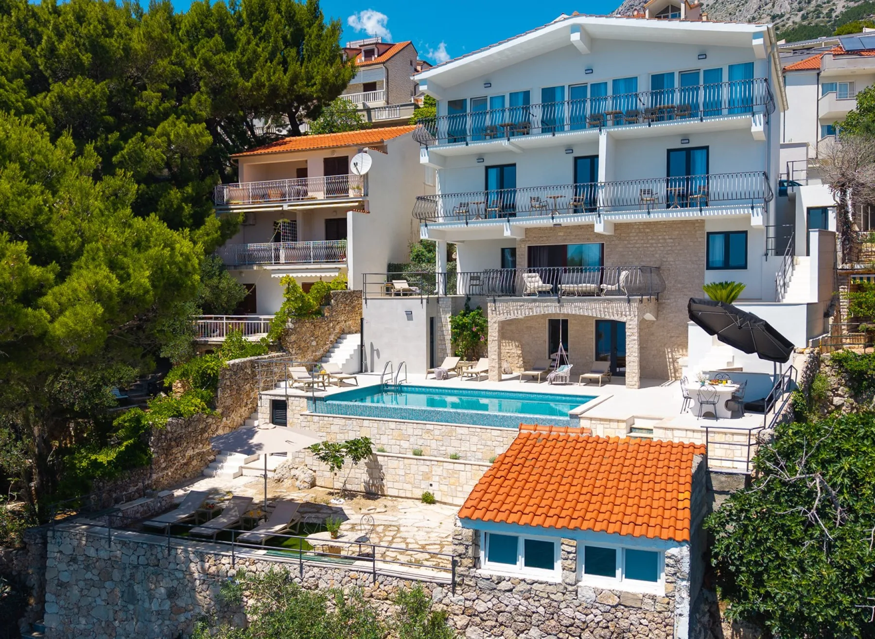 Beachfront Villa Nino