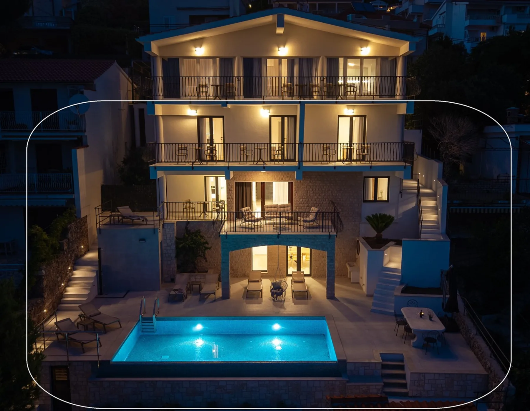 Beachfront Villa Nino
