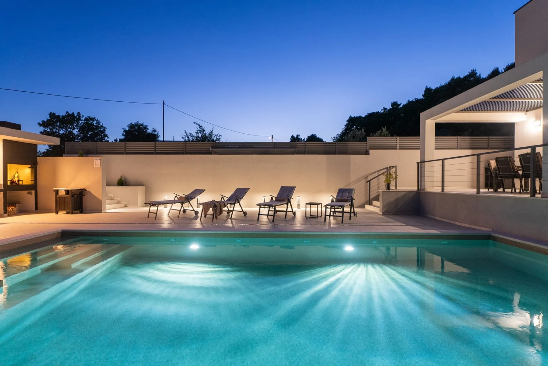 Hillside Villa Paradise