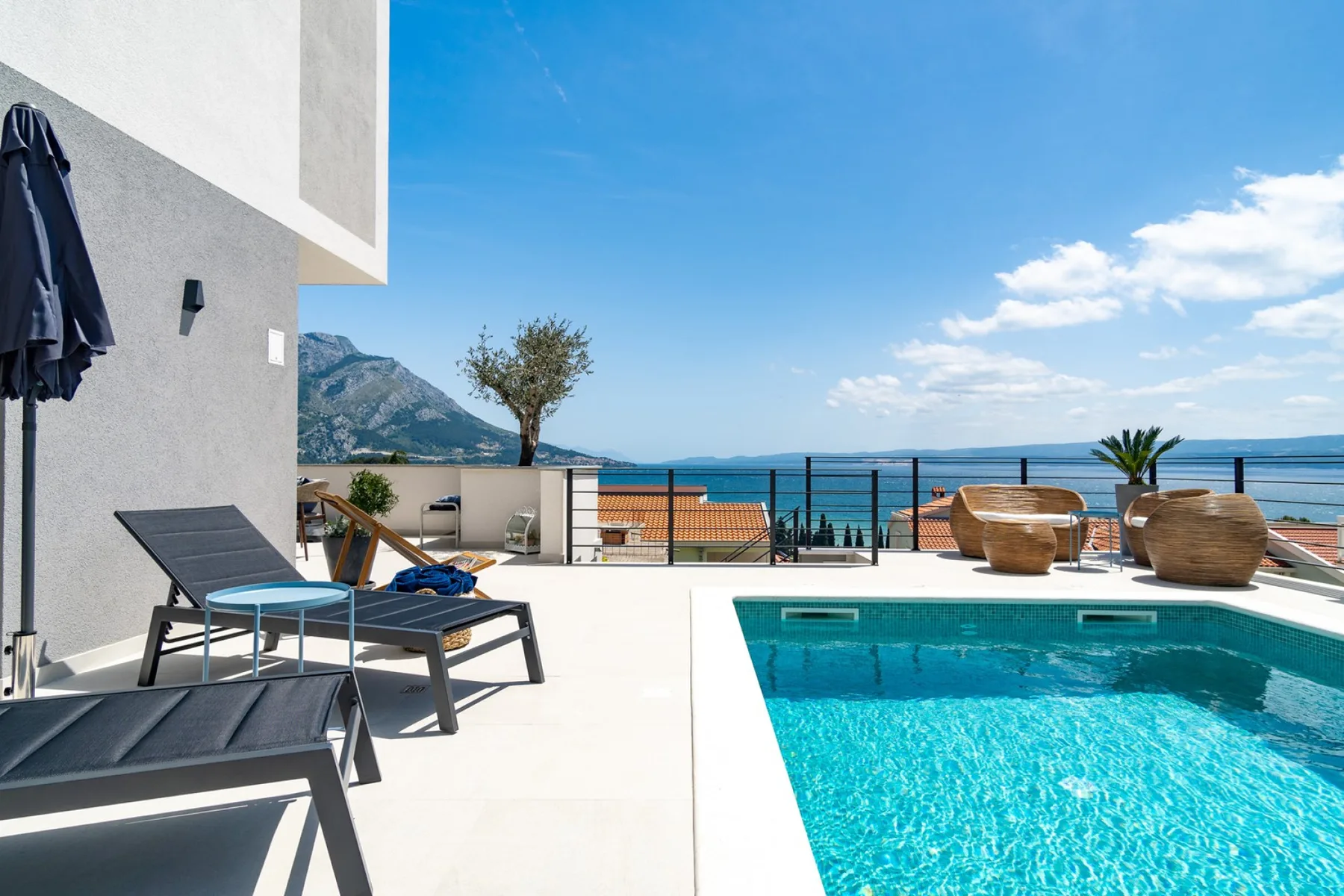Seaview Villa Mila
