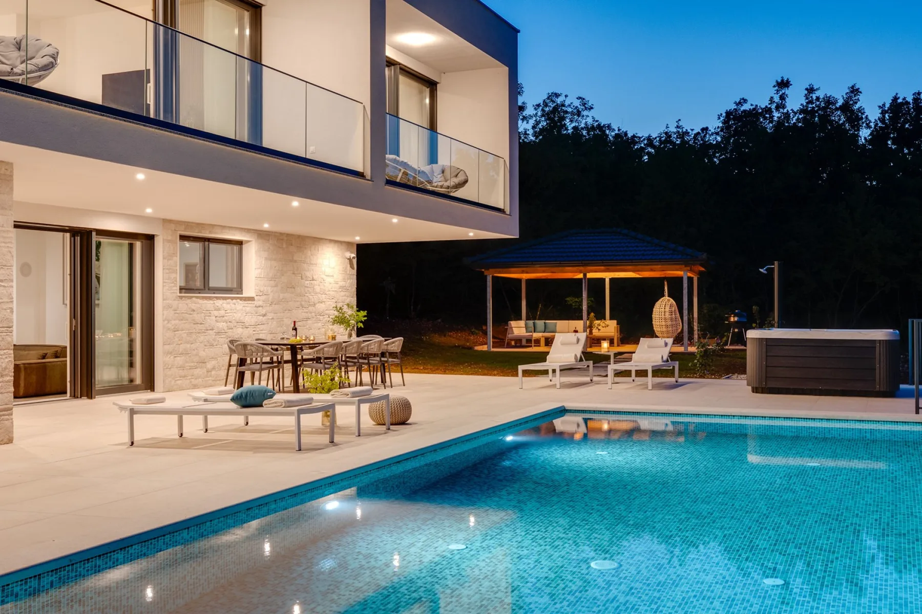 Villa Hillside Gem