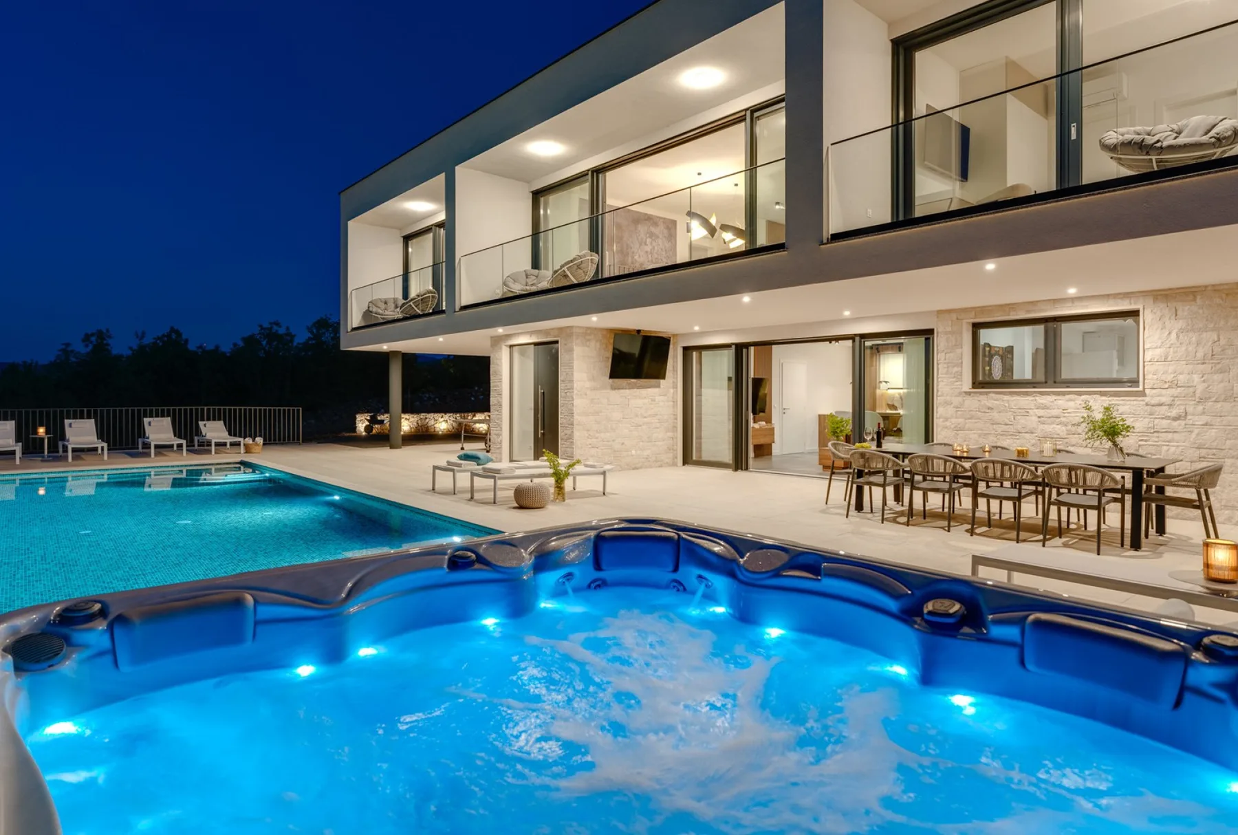 Villa Hillside Gem