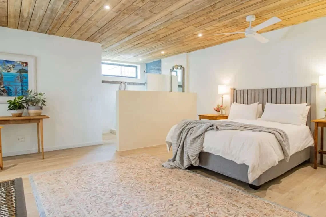 Poplar House | Comfort and style | Pool