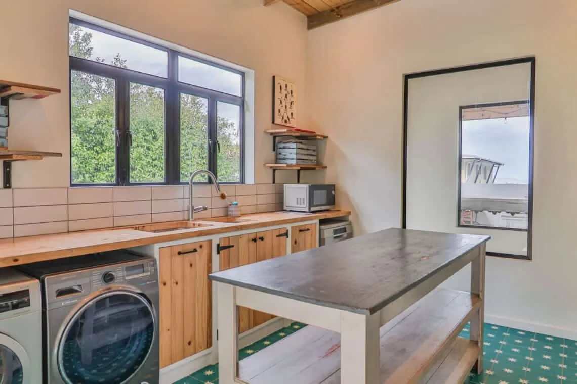 Poplar House | Comfort and style | Pool