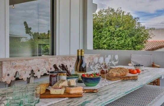 Poplar House | Comfort and style | Pool