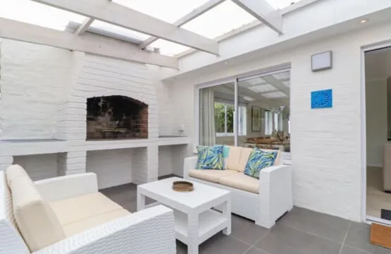 Mooinooientjie Cottage | Voelklip | Hot Tub