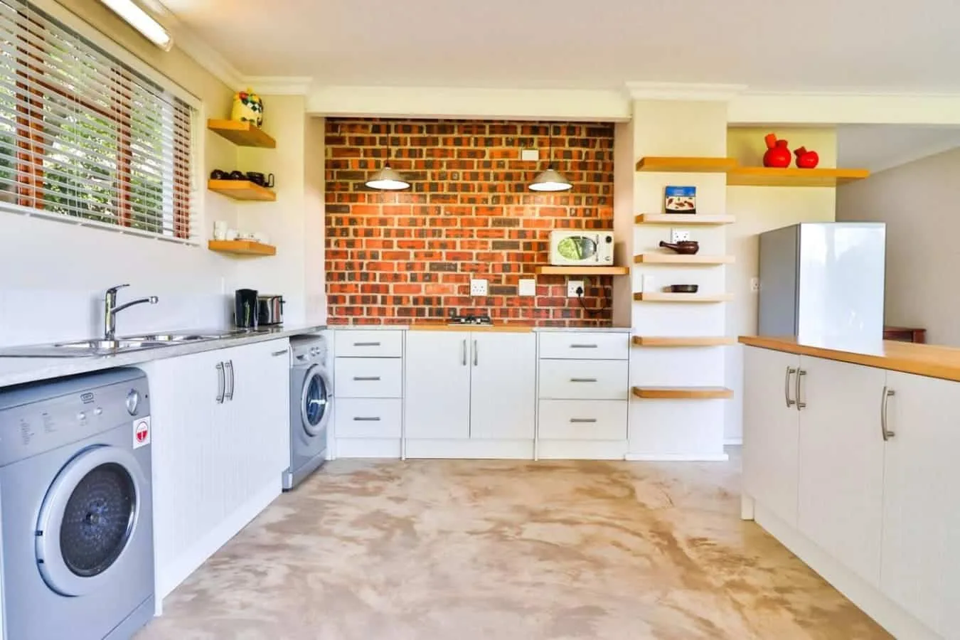 Sea Valley Lodge | Hermanus Villa | 180° Sea Views