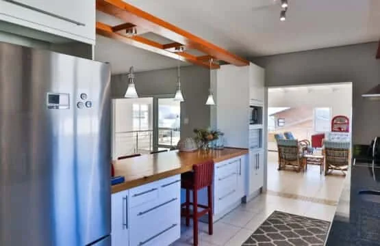 164 Beach Road | Luxury Family Villa in Kleinmond