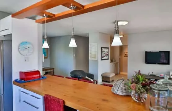 164 Beach Road | Luxury Family Villa in Kleinmond