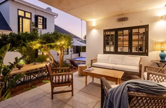 Zoete Zitje | Dual-home coastal escape in Voëlklip