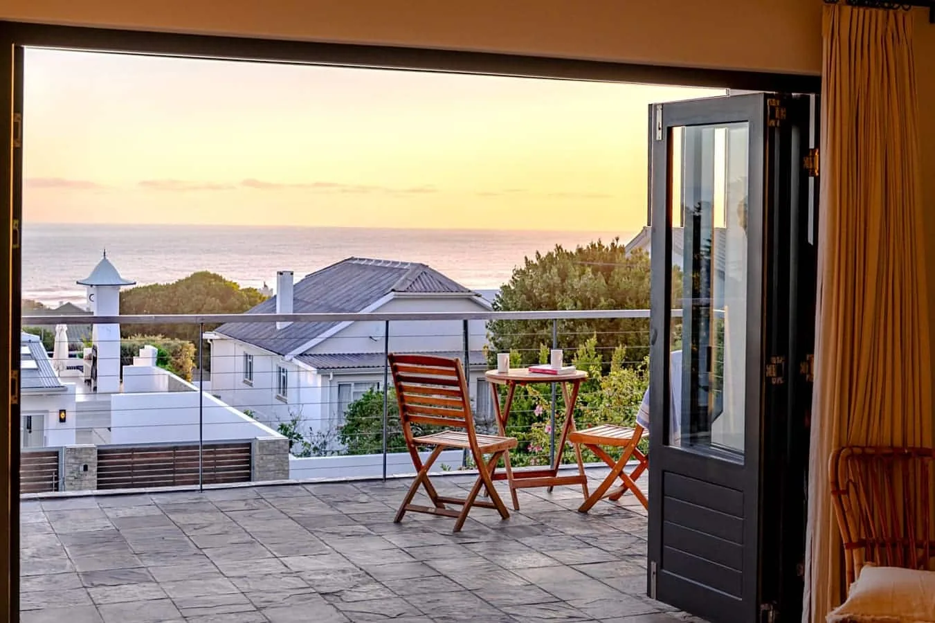 Zoete Zitje | Dual-home coastal escape in Voëlklip