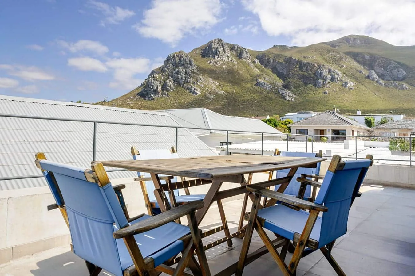 Zoete Zitje | Dual-home coastal escape in Voëlklip