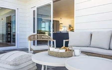 Legacy Villa | Voelklip | Sea & mountain views