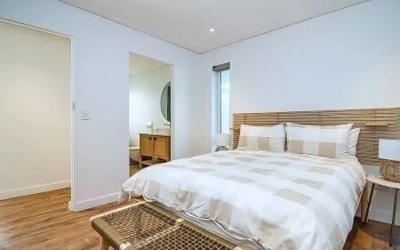 Legacy Villa | Voelklip | Sea & mountain views
