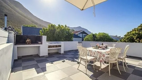 Legacy Villa | Voelklip | Sea & mountain views