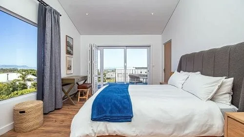 Legacy Villa | Voelklip | Sea & mountain views
