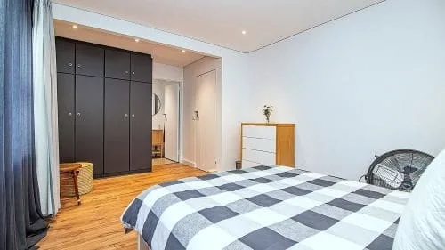 Legacy Villa | Voelklip | Sea & mountain views