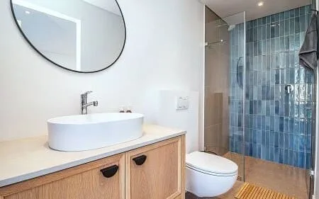 Legacy Villa | Voelklip | Sea & mountain views