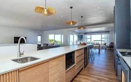 Legacy Villa | Voelklip | Sea & mountain views