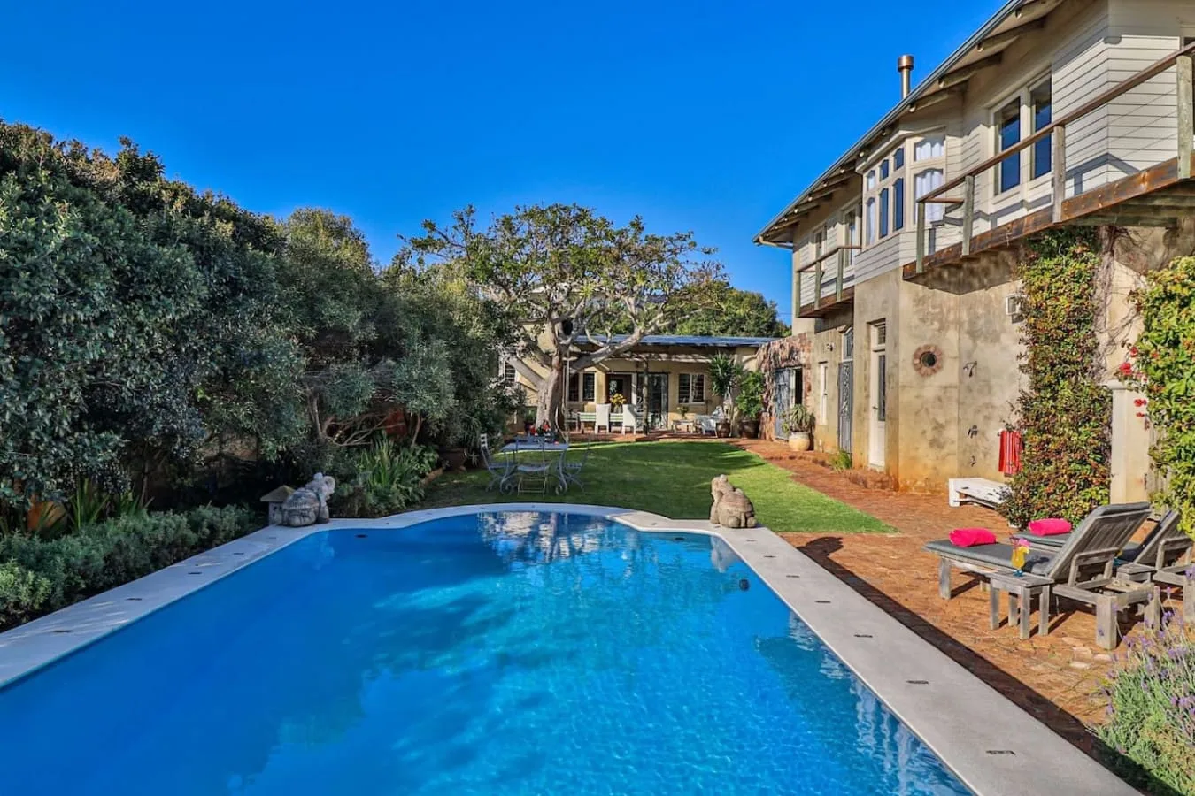Ocean Villa – Sandbaai | Pool & Sea Views | Sleeps 8