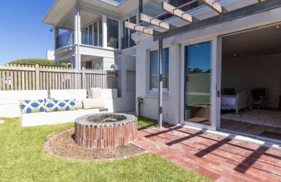 34 Mossel River 12 | Elegant Hermanus Villa & Pool