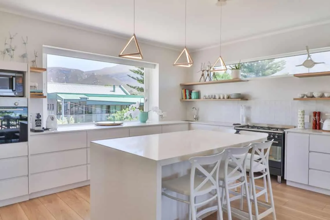 34 Mossel River 12 | Elegant Hermanus Villa & Pool