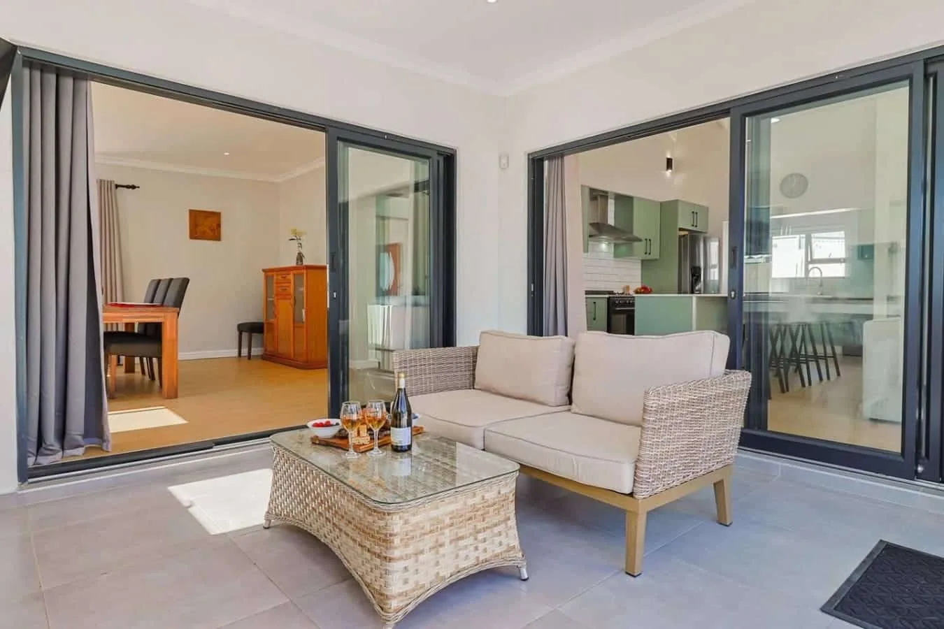 Sitari on Sea | Pool | Sea views | Kleinmond