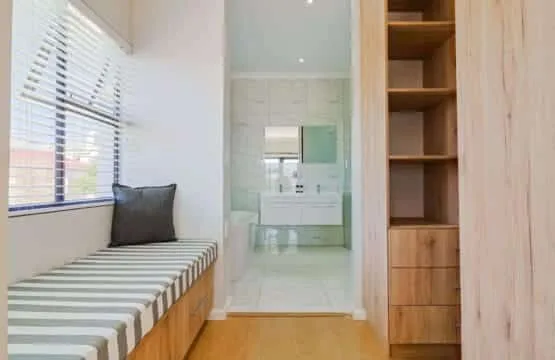 Sitari on Sea | Pool | Sea views | Kleinmond