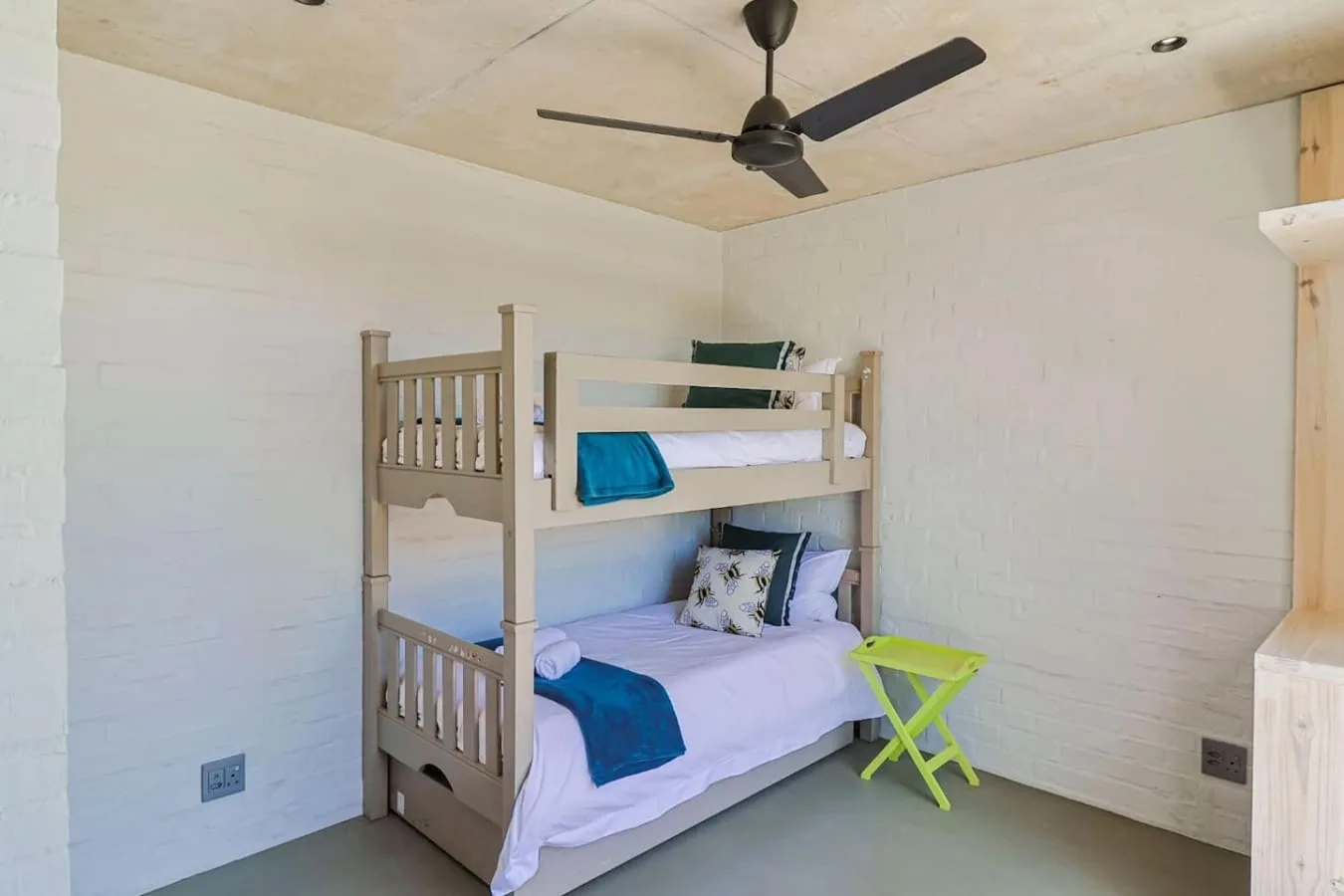 House Fynbos | Onrus Sea & Mountain View Villa
