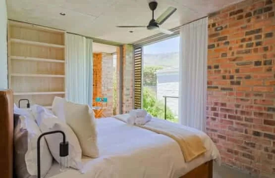 House Fynbos | Onrus Sea & Mountain View Villa