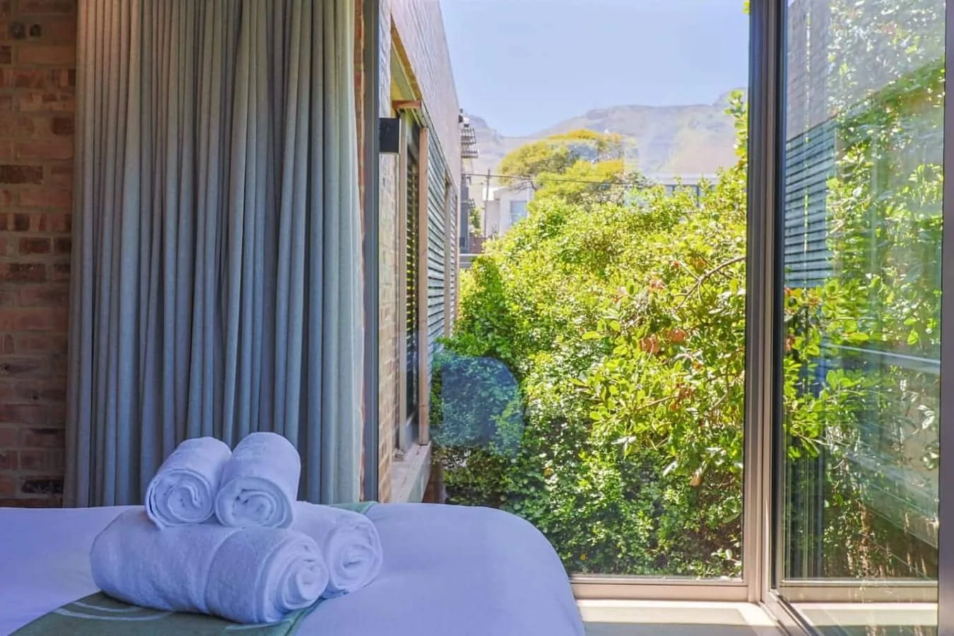 House Fynbos | Onrus Sea & Mountain View Villa