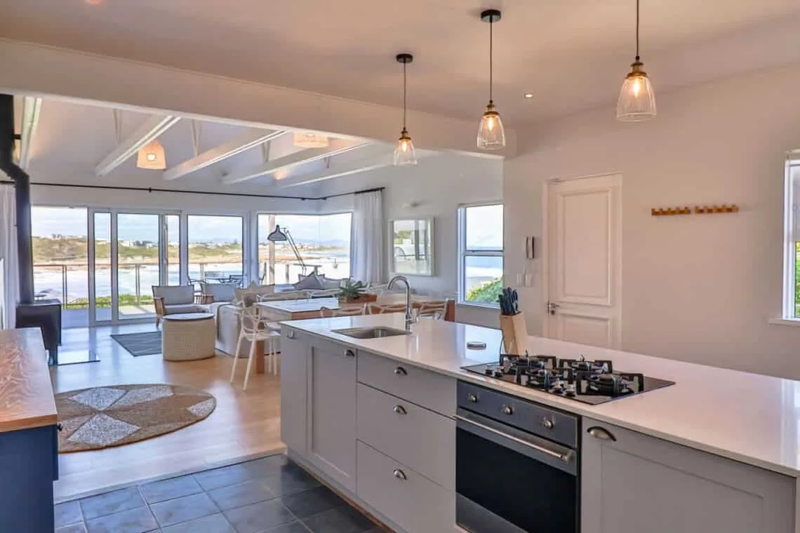Sunridge Aan Zee | Luxury beach villa Onrus beach