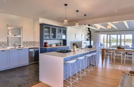 Sunridge Aan Zee | Luxury beach villa Onrus beach