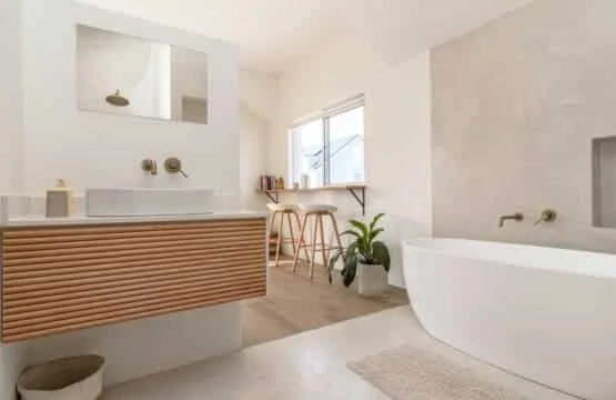 Haven at Drake’s Cove | Family & pool | Hermanus