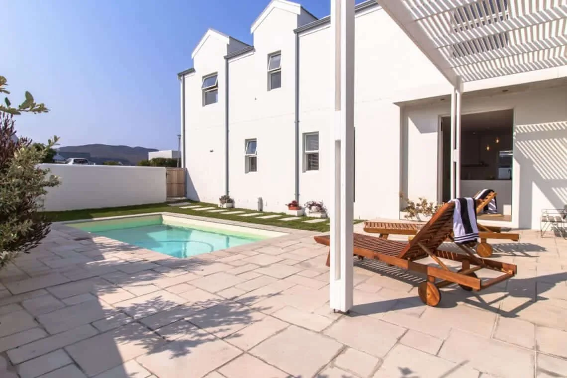 Haven at Drake’s Cove | Family & pool | Hermanus