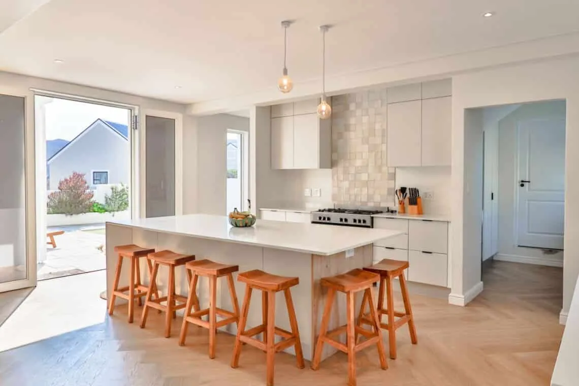 Haven at Drake’s Cove | Family & pool | Hermanus