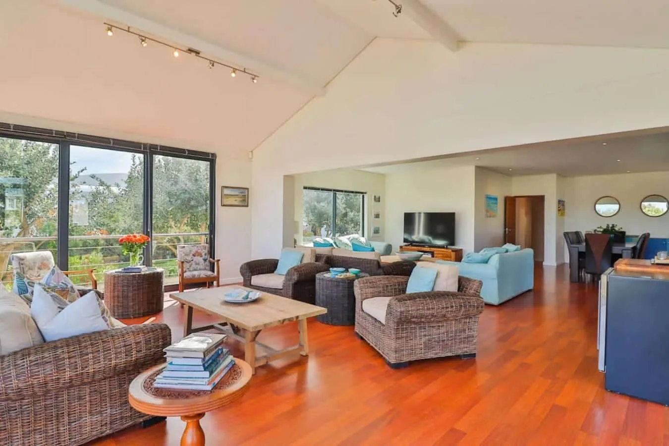 Seaside Symphony Villa