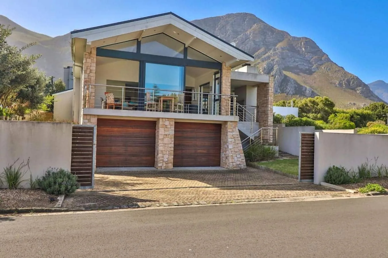 Seaside Symphony Villa