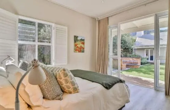 Riverside Manor | Banks of Onrus Lagoon | Pool